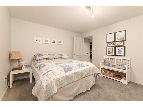 2406 58A Avenue Court, Lloydminster, AB - Indoor Photo Showing Bedroom