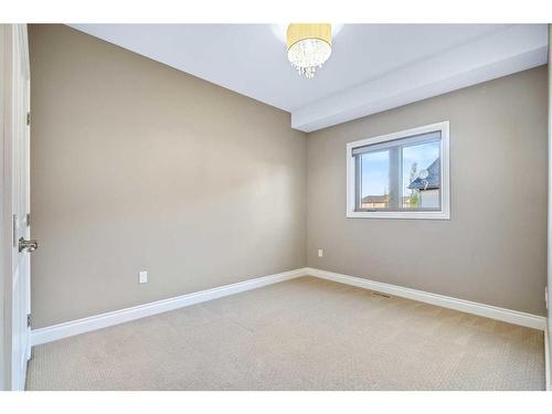 1306 52C Avenue, Lloydminster, AB - Indoor Photo Showing Other Room