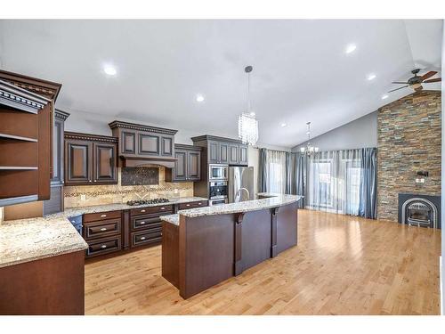 1306 52C Avenue, Lloydminster, AB - Indoor Photo Showing Kitchen With Upgraded Kitchen