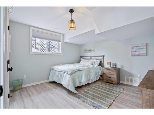 121 Sandy Beach, Sandy Beach (Sask), SK - Indoor Photo Showing Bedroom