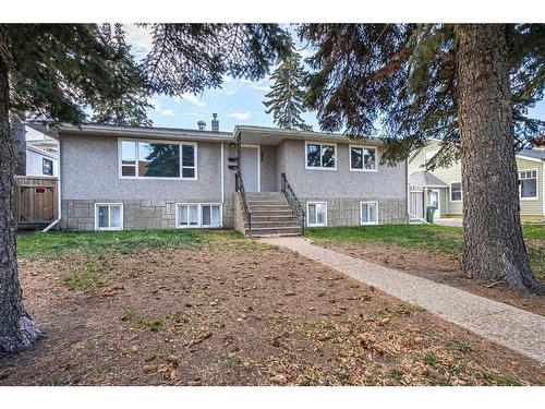 5123 50 Street, Lloydminster, AB - Outdoor