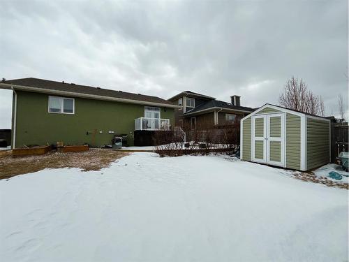 818 29 Street, Wainwright, AB - Outdoor