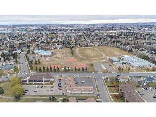 5601 31 Street, Lloydminster, AB 