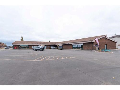 5601 31 Street, Lloydminster, AB 