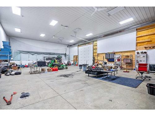 Rr23, Rural Vermilion River, County Of, AB - Indoor Photo Showing Garage