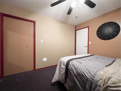 5123 55 Avenue, Edgerton, AB - Indoor Photo Showing Bedroom