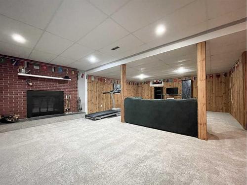 5123 55 Avenue, Edgerton, AB - Indoor With Fireplace