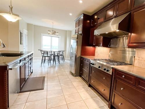 445066 Rng Rd 44, Rural Wainwright No. 61, M.D. Of, AB - Indoor Photo Showing Kitchen With Upgraded Kitchen