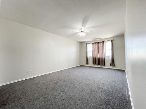 722 5 Avenue, Wainwright, AB - Indoor Photo Showing Other Room