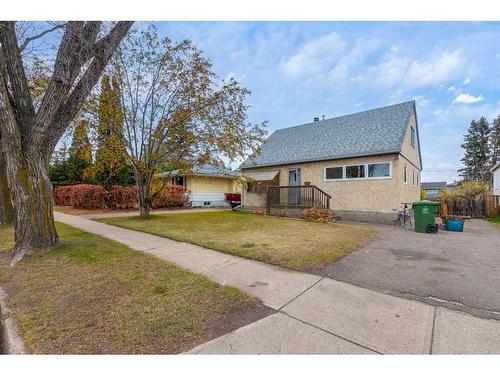 5606 50 Street, Lloydminster, AB - Outdoor