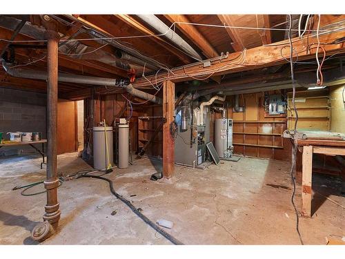 5606 50 Street, Lloydminster, AB - Indoor Photo Showing Basement