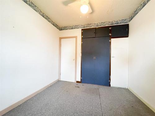 1037 8 Avenue, Wainwright, AB - Indoor Photo Showing Other Room