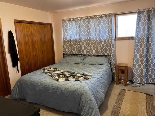 19 3 Avenue West, Marshall, SK - Indoor Photo Showing Bedroom