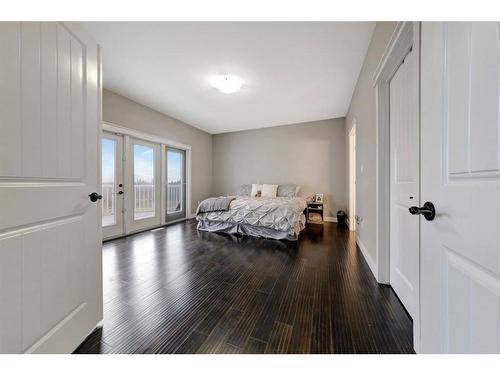 484046 Rr 20, Rural Vermilion River, County Of, AB - Indoor Photo Showing Bedroom