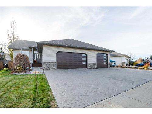 2015 63 Avenue, Lloydminster, AB - Outdoor