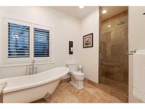 1605 53A Avenue Close, Lloydminster, AB - Indoor Photo Showing Bathroom