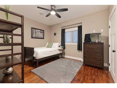 1605 53A Avenue Close, Lloydminster, AB - Indoor Photo Showing Bedroom