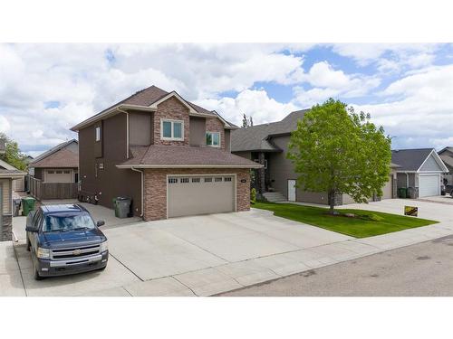 1605 53A Avenue Close, Lloydminster, AB - Outdoor With Facade