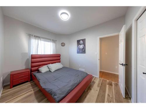 5304 51 Street, Blackfoot, AB - Indoor Photo Showing Bedroom