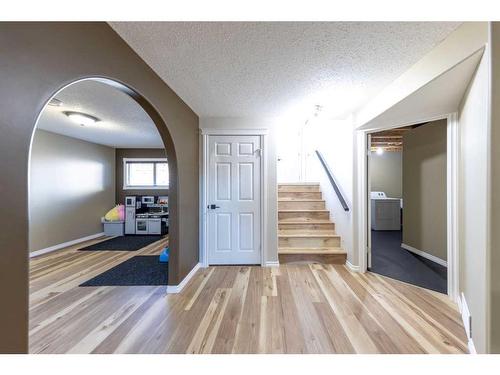 5304 51 Street, Blackfoot, AB - Indoor Photo Showing Other Room