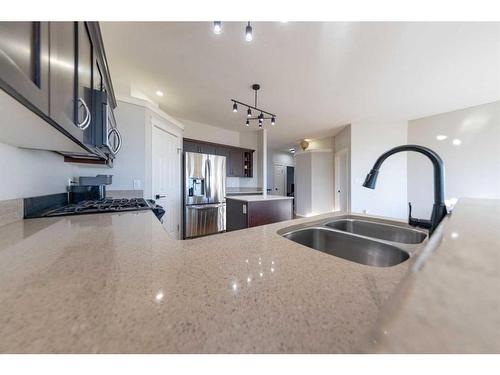 5304 51 Street, Blackfoot, AB - Indoor Photo Showing Kitchen With Double Sink