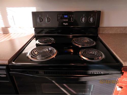 24-4729 18 Street, Lloydminster, SK - Indoor Photo Showing Kitchen