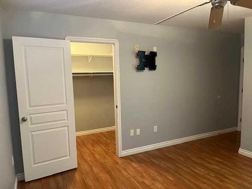 7307 40 Street, Lloydminster, AB - Indoor Photo Showing Other Room