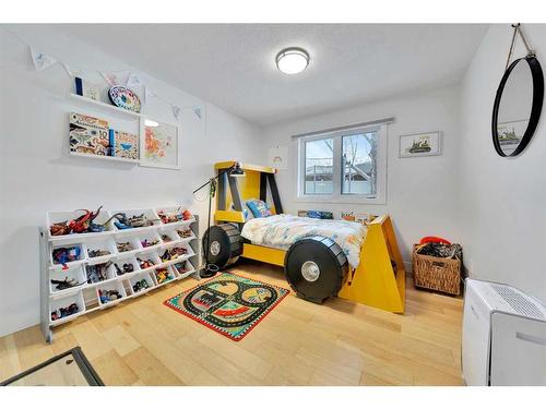 3912 53 Avenue, Lloydminster, AB - Indoor Photo Showing Garage