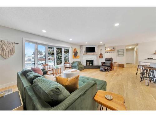 3912 53 Avenue, Lloydminster, AB - Indoor Photo Showing Living Room With Fireplace