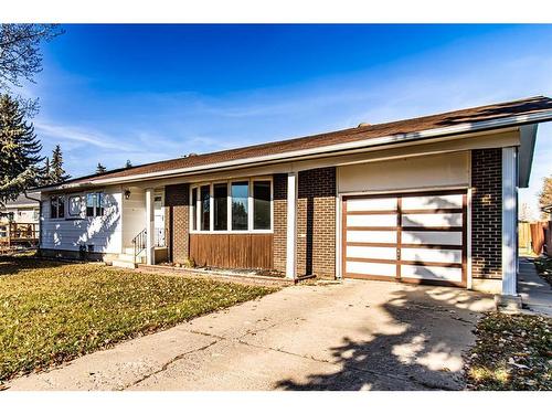 305 4 Avenue Crescent, Wainwright, AB - Outdoor