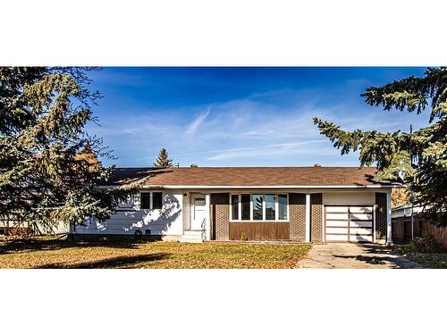 305 4 Avenue Crescent, Wainwright, AB - Outdoor