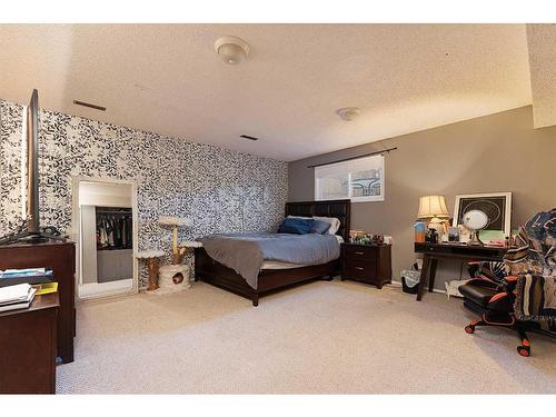 3106 57B Avenue, Lloydminster, AB - Indoor Photo Showing Bedroom