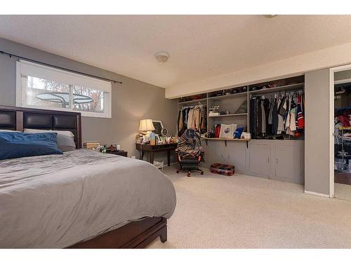 3106 57B Avenue, Lloydminster, AB - Indoor Photo Showing Bedroom