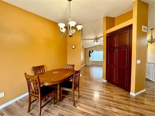 5219 40 Street, Provost, AB - Indoor Photo Showing Dining Room