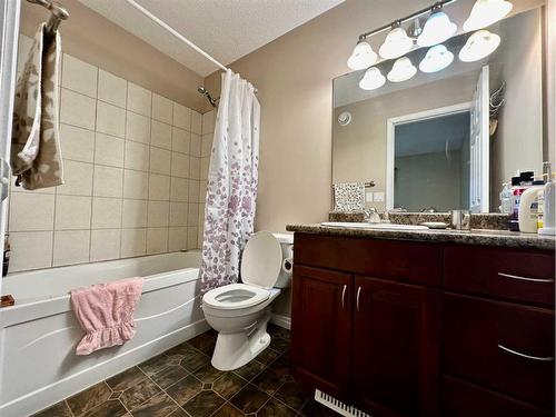 5219 40 Street, Provost, AB - Indoor Photo Showing Bathroom