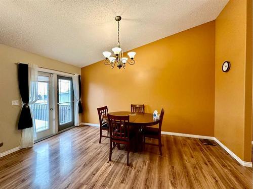 5219 40 Street, Provost, AB - Indoor Photo Showing Dining Room