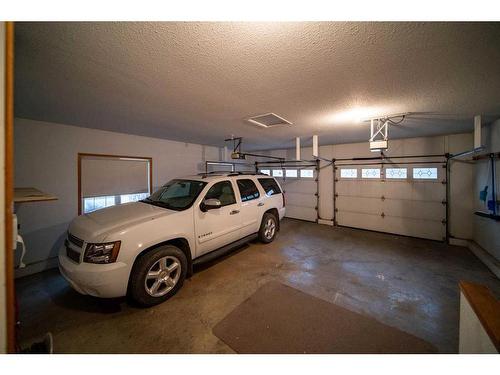 4020 53 Avenue, Provost, AB - Indoor Photo Showing Garage