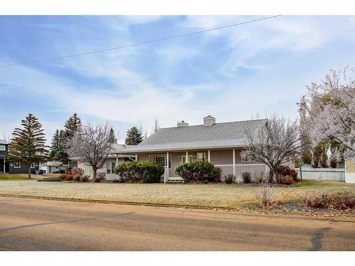 4020 53 Avenue, Provost, AB - Outdoor With Deck Patio Veranda