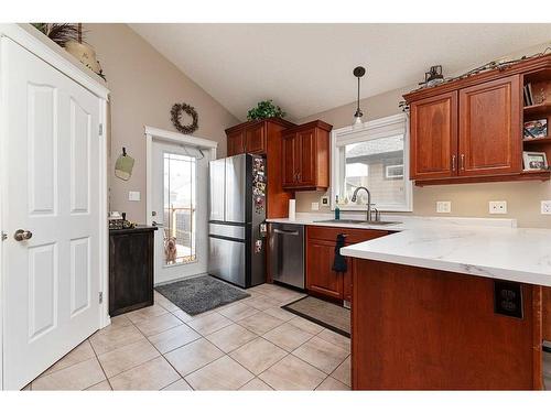 4815 54 Avenue, Kitscoty, AB - Indoor Photo Showing Kitchen