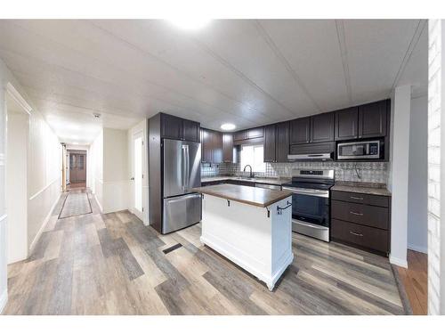 Se 5-52-2-W4 24006 Twp Rd 520, Rural Vermilion River, County Of, AB - Indoor Photo Showing Kitchen