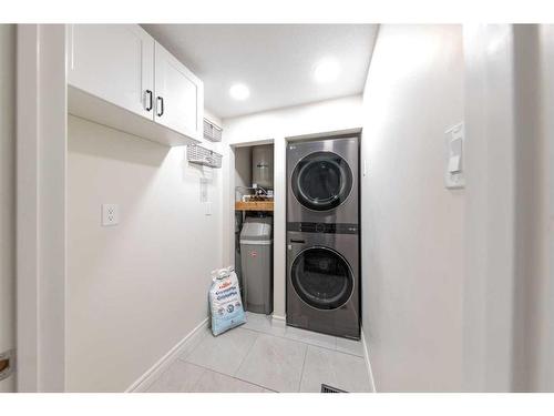 Se 5-52-2-W4 24006 Twp Rd 520, Rural Vermilion River, County Of, AB - Indoor Photo Showing Laundry Room