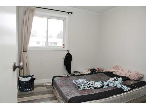 104 4 Street East, Lashburn, SK - Indoor Photo Showing Bedroom