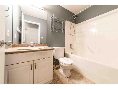 3602 63 Avenue Close, Lloydminster, AB - Indoor Photo Showing Bathroom