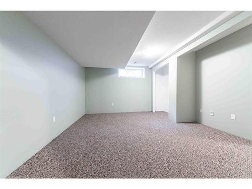 3602 63 Avenue Close, Lloydminster, AB - Indoor Photo Showing Other Room