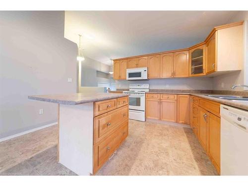 3602 63 Avenue Close, Lloydminster, AB - Indoor Photo Showing Kitchen