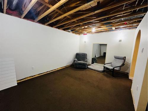 4833 Airport Drive, Vermilion, AB - Indoor Photo Showing Basement