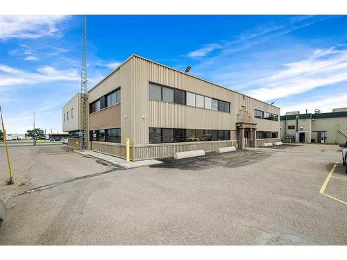 Suite D-6209 44 Street, Lloydminster, AB 