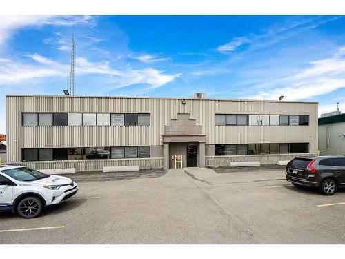 Suite D-6209 44 Street, Lloydminster, AB 