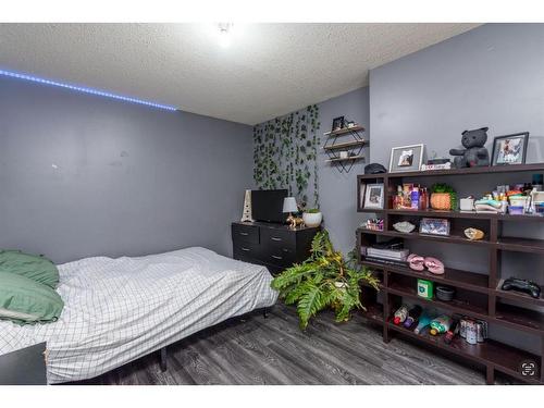 1523 49 Avenue, Lloydminster, SK - Indoor Photo Showing Bedroom