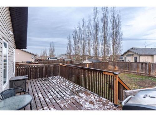 1523 49 Avenue, Lloydminster, SK - Outdoor With Exterior